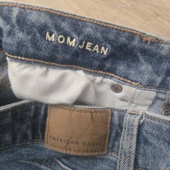 American Eagle stretch Mom Jeans high waist size 2 - Picture 5 of 11